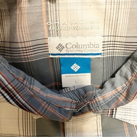 Columbia Button Down Shirt Men’s Size Large Blue Plaid Short Sleeve Casual - Picture 4 of 8
